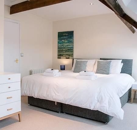Serendipity, Aldeburgh - An Apartment On The High Street! Exterior foto